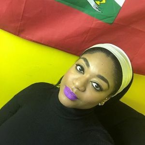 Meet your Posher, Jean